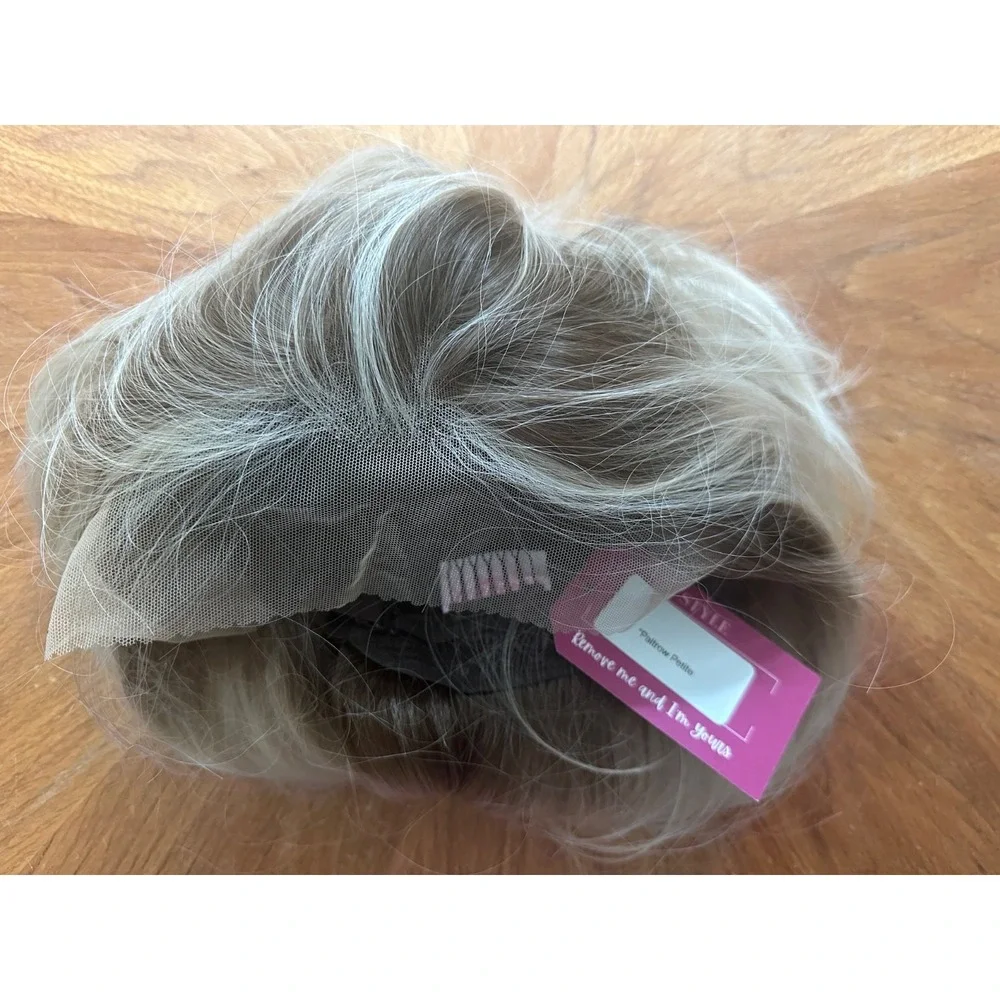CSC - Chelsey Smith Cosmetics - Paltrow Petite Blonde - Lace Wig New NWT New